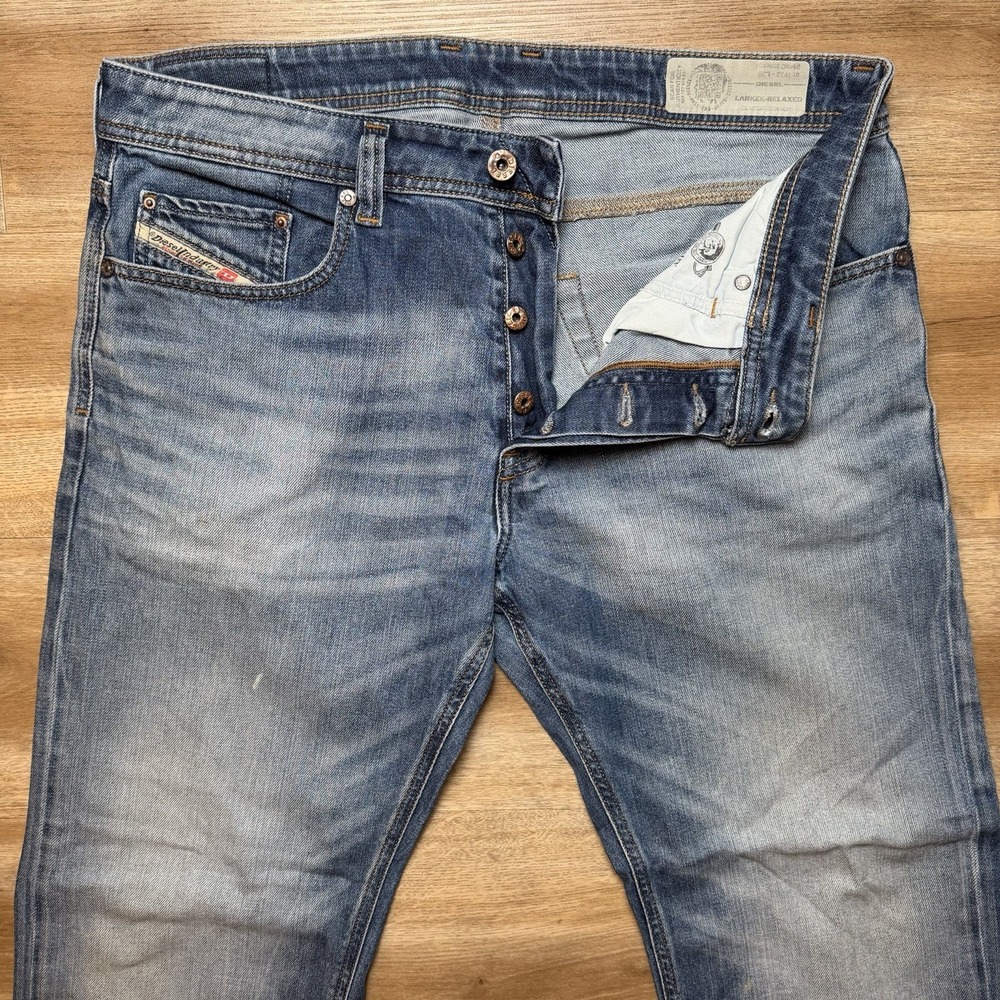 Diesel Larkee-Relaxed Jeans Mens 32x27 Blue Comfort Straight Stretch Denim 0848C - Picture 2 of 16